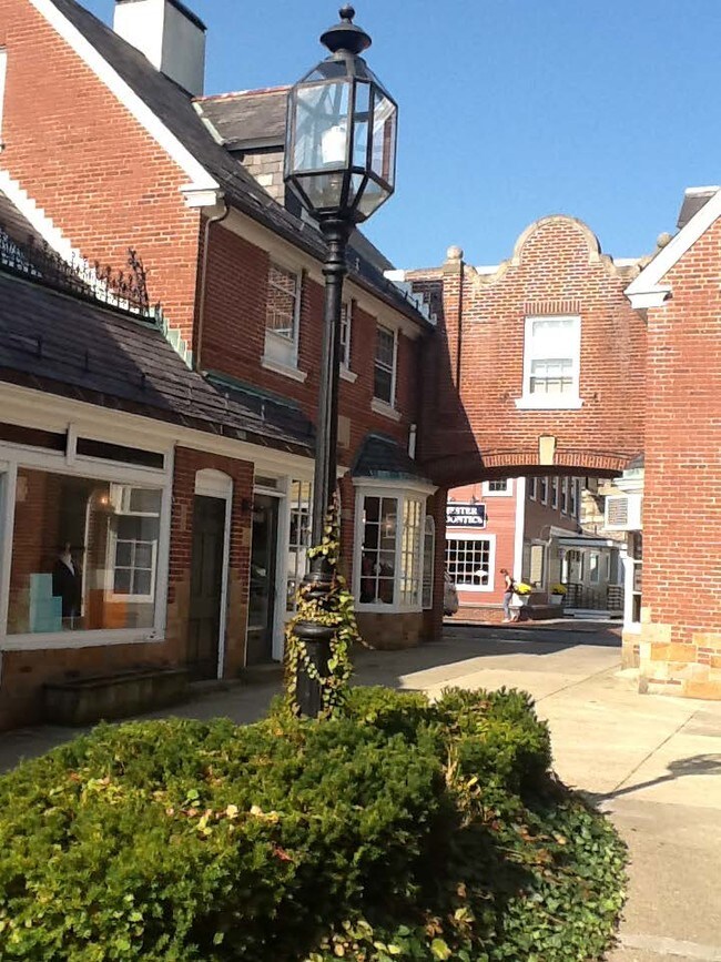 4A Winchester Terrace Unit 4A, Winchester, MA 01890 Apartments in