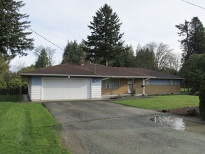 Building Photo - 1509 Avon Ave