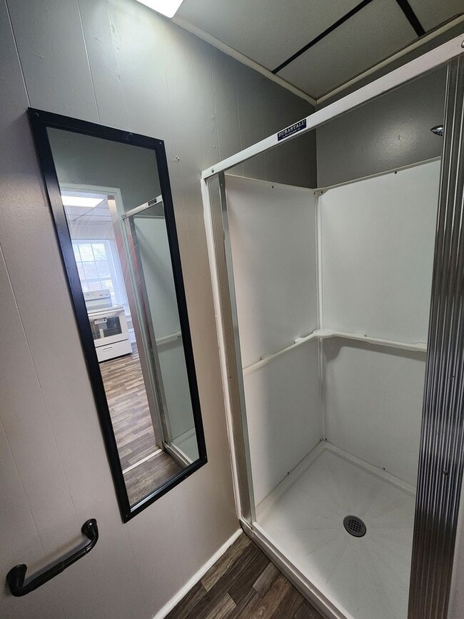 Building Photo - Studio apartment