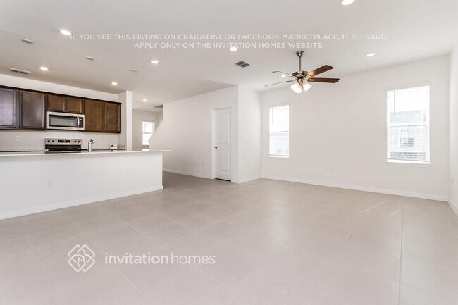 Foto del edificio - 6219 Silver Brook Wy