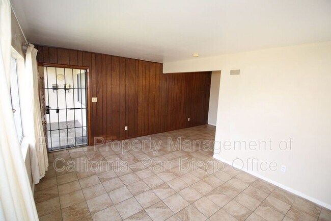 Foto del edificio - 742 Jefferson Ave