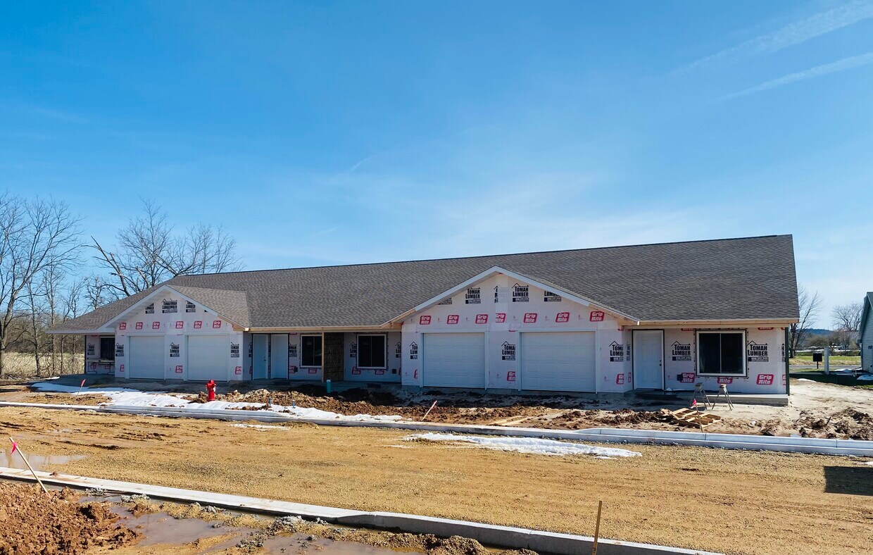 972 Allen Rd Unit 971 Nuthatch Lane, New Lisbon, WI 53950 972 Allen