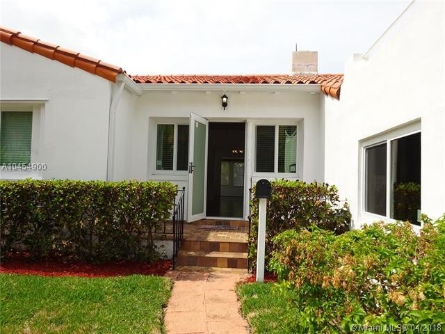 Building Photo - 8846 Harding Ave