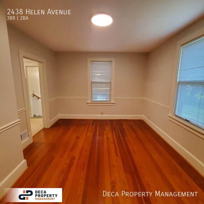 Foto del edificio - 2438 Helen Ave