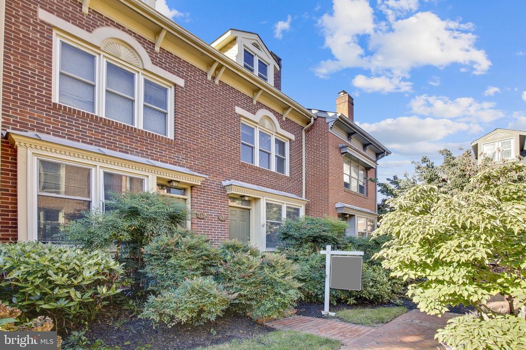 Foto principal - 538 N West St