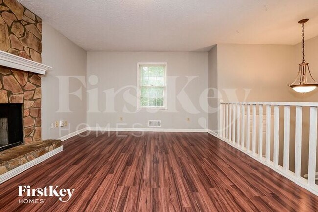 Foto del edificio - 125 Belmont Farms Dr