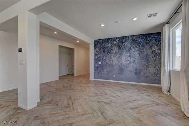 Building Photo - 6390 Montrose Park Ct