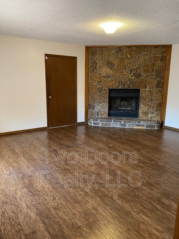Building Photo - 12604 Abbotts Way
