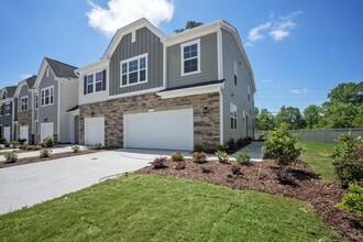 Building Photo - 111 Hunston Dr.