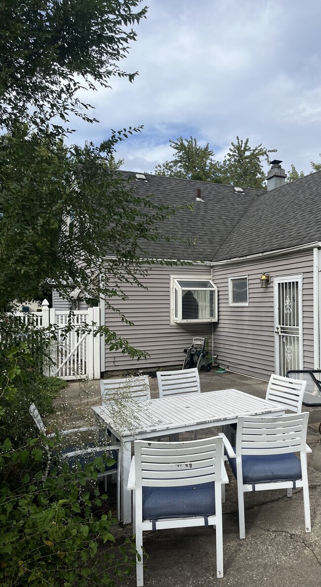 Foto del edificio - 3507 W 20th Ave