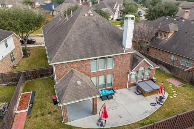 Foto del edificio - 5002 Rollingstone Rd