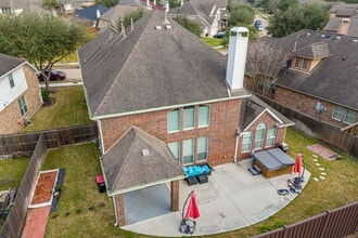 Building Photo - 5002 Rollingstone Rd