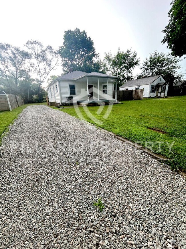 Foto del edificio - Newly Renovated, 2-Bedroom, 1-Bathroom Hom...