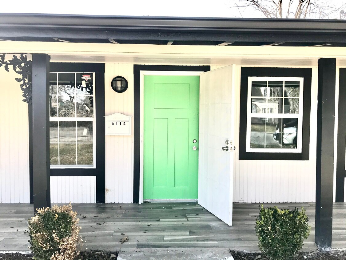 Foto principal - 5114 Grantwood St