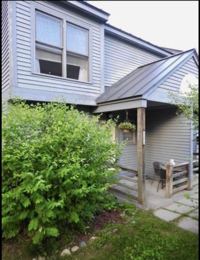 Building Photo - 34 Marsten Ln