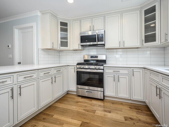 Foto del edificio - 59 Hickory Rd