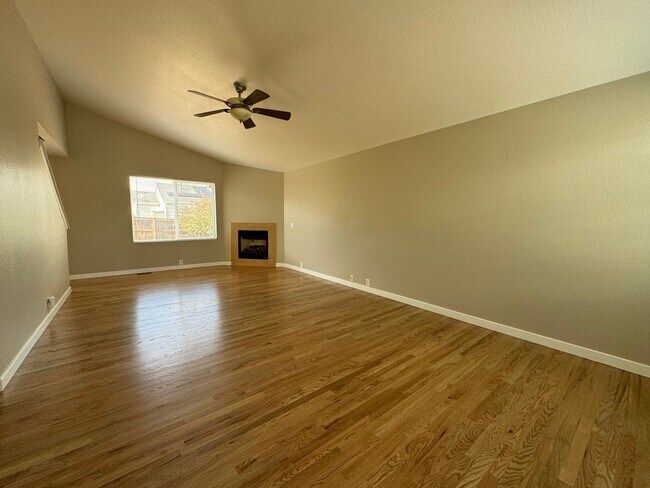 Photo - Updated 3 Bedroom in Stetson Hills House