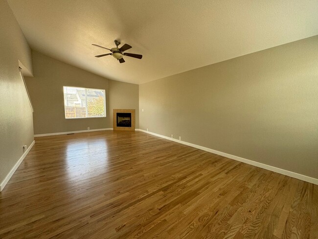 Foto del edificio - Updated 3 Bedroom in Stetson Hills