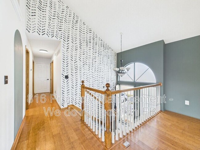 Building Photo - 1305 Aspen Dr