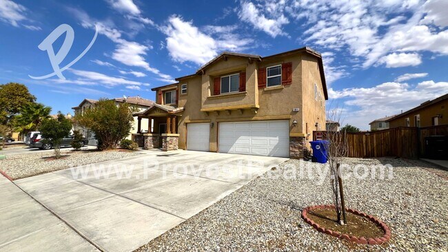 Building Photo - 6 Bed, 4 Bath Home in Victorville!!!