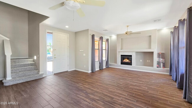 Foto del edificio - 13609 W Cypress St