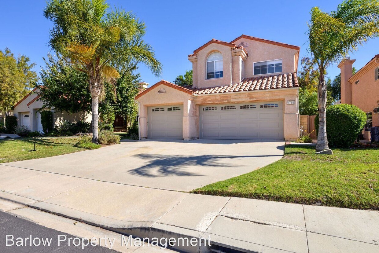 Primary Photo - 4 br, 3 bath House - 7196 University Drive