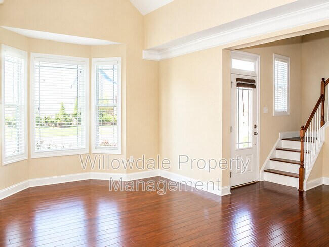 Foto del edificio - 1025 Governess Ln