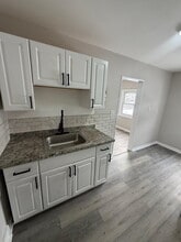 Building Photo - 1431 Edgewood Ave