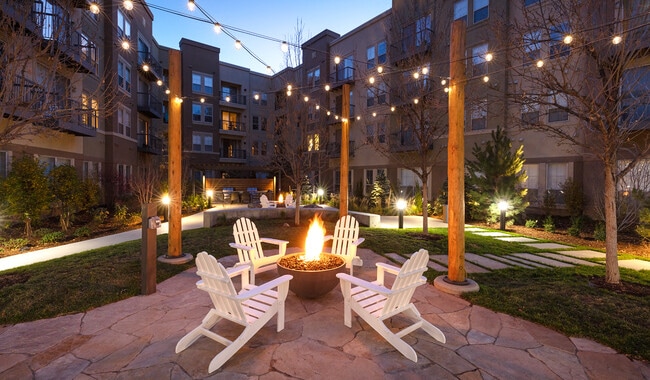 Building Photo - 21 Fitzsimons