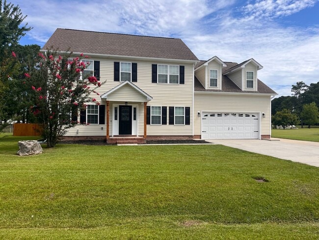 Building Photo - Avail NOW'n ROCK CREEK!