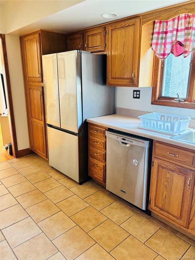 Building Photo - 7 Conte Terrace