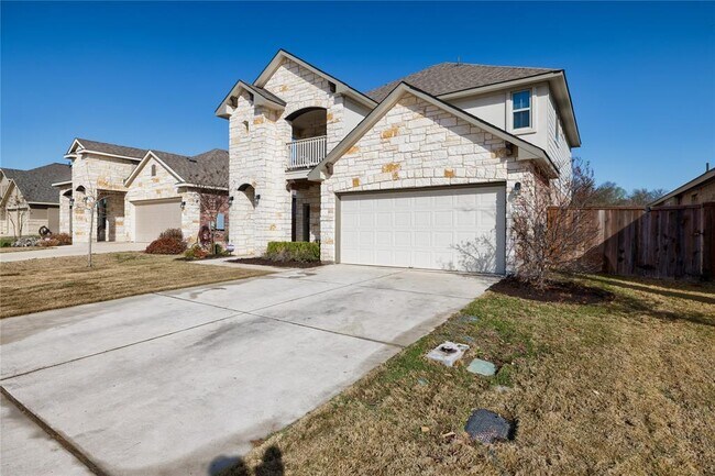 Building Photo - 5901 Scenic Lake Dr