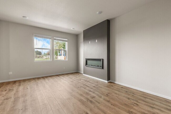 Foto del edificio - 3422 SW Hartley Ave