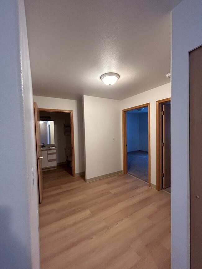 Foto del edificio - 4234 Wintergreen Cir