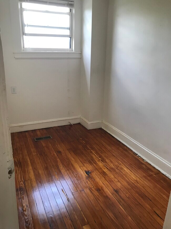 Foto del edificio - 3340 Elmley Ave
