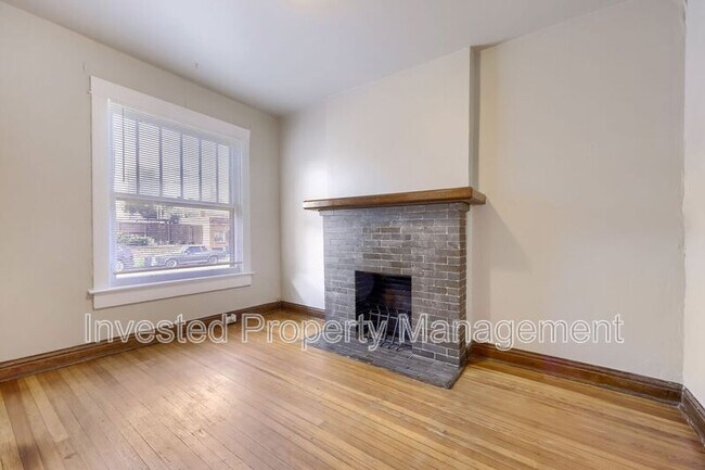 Foto del edificio - 533 E 6th Ave