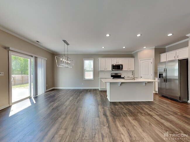 Building Photo - 122 Carissa Dr