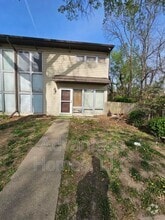 Building Photo - 938 N 71 St