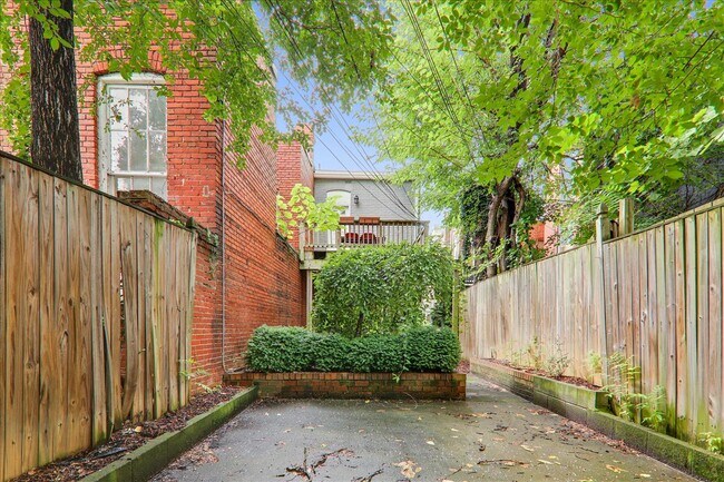 Rear View - 221 M St NW