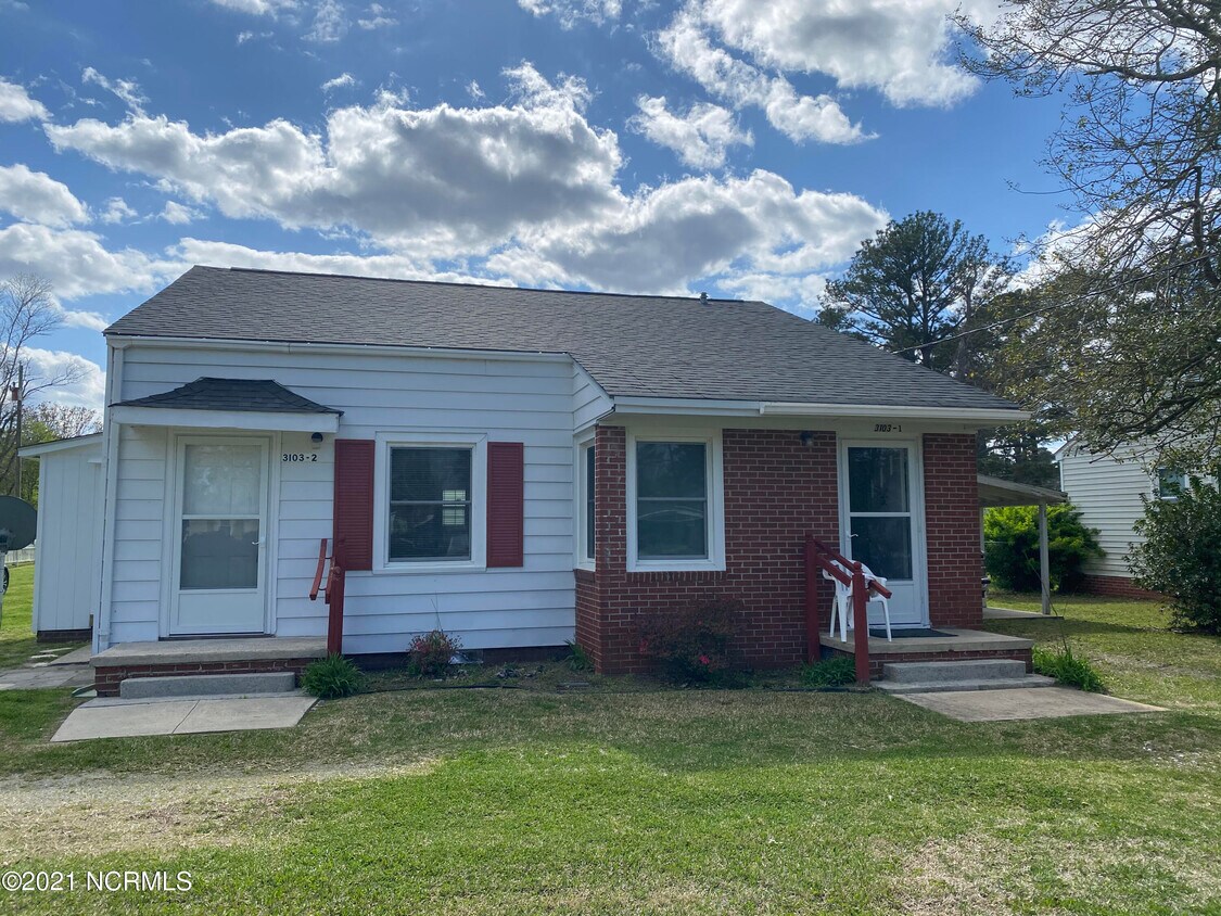 3103 Old Cherry Point Rd, New Bern, NC 28560 Townhome Rentals in New