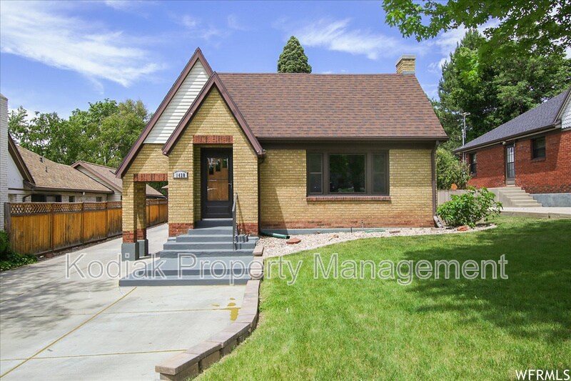 Primary Photo - 1428 28th St