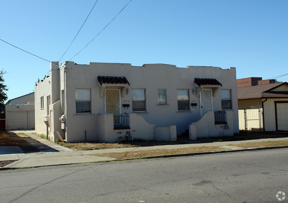 Foto principal - 1610-1614 Roosevelt Ave