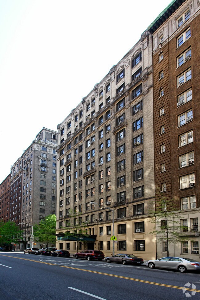 Building Photo - Chautauqua Apartments