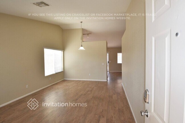 Building Photo - 16168 W Sherman St