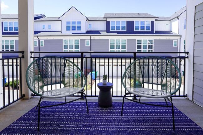 Building Photo - Townhomes at Bridlestone