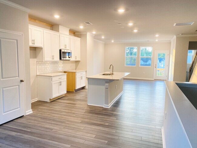 Building Photo - 1319 Herb Garden Way