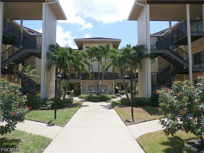 Building Photo - 11300 Caravel Cir