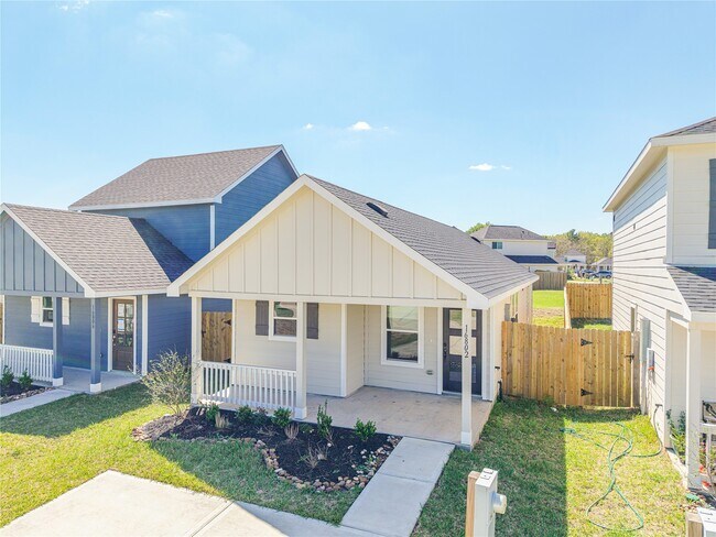 Foto del edificio - 16802 N Marie Vlg Dr