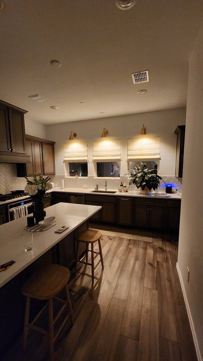 Foto del edificio - 1328 Island Vista Dr