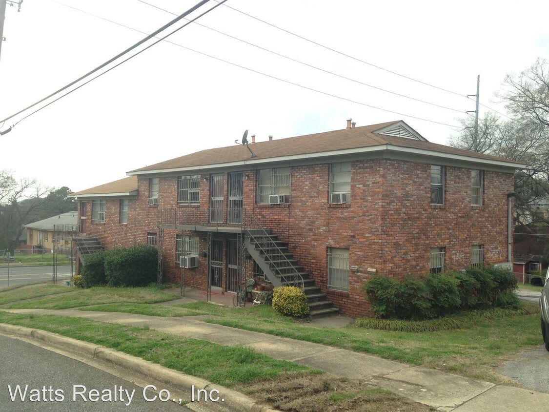 Building Photo - 1802-1806 14th Ct N
